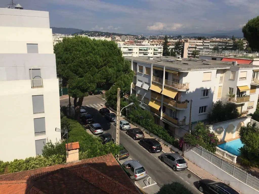 Les Pins Parasols Apartment Cannes 0*,