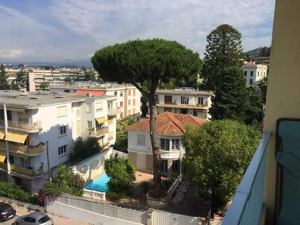Les Pins Parasols Apartment Cannes 0*,